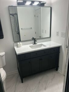 tbhomesllcva-bathroom