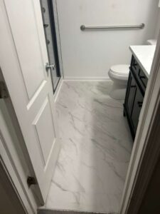 tbhomesllcva-bathroom